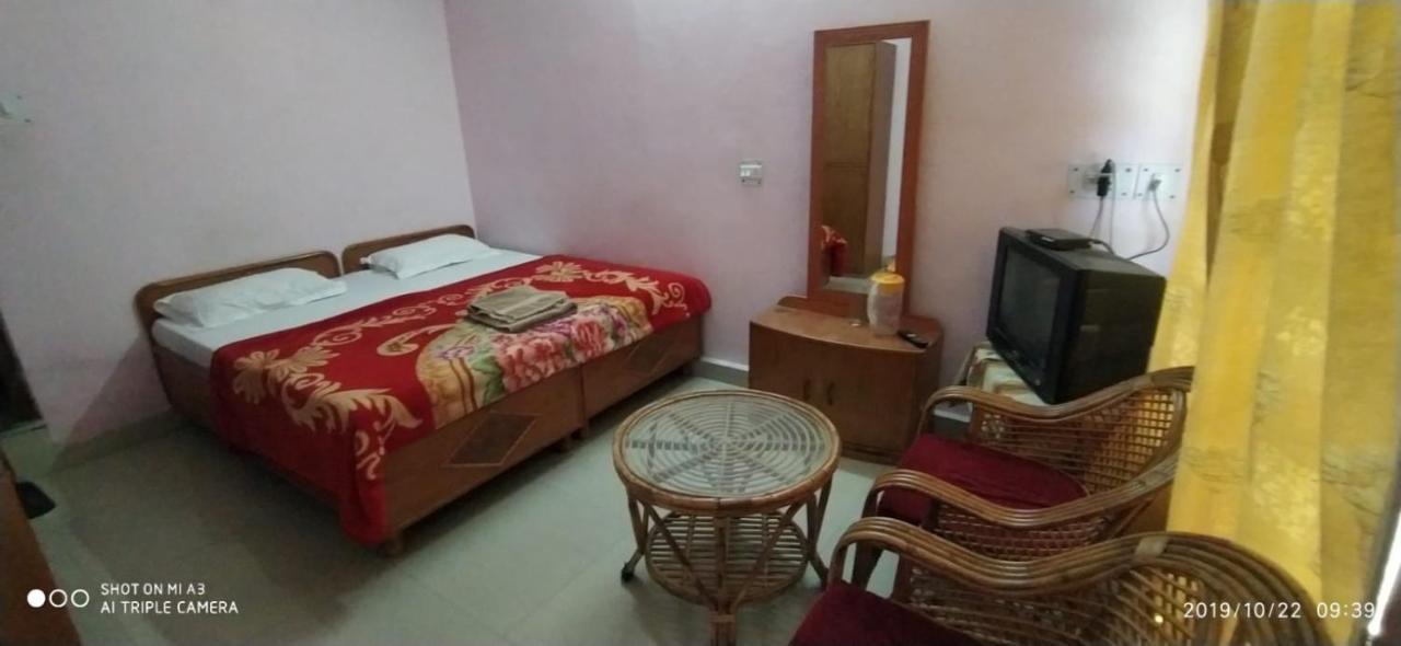 Hotel Himalayan Inn Uttarkashi Екстер'єр фото