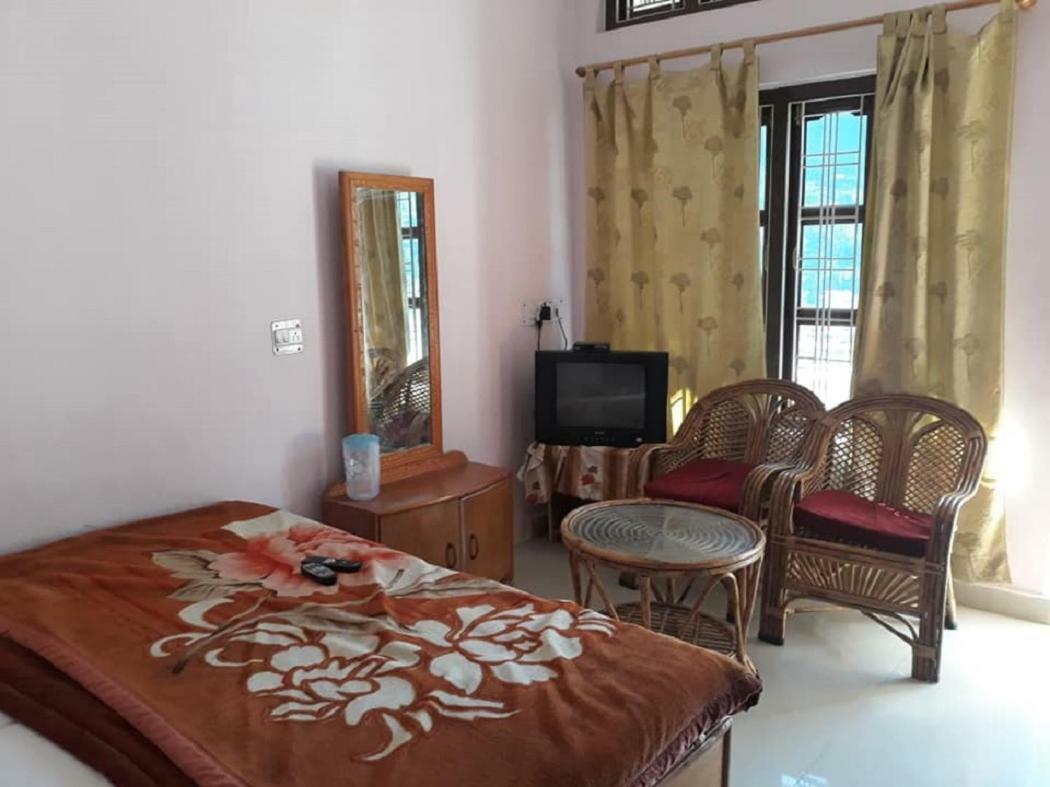 Hotel Himalayan Inn Uttarkashi Екстер'єр фото
