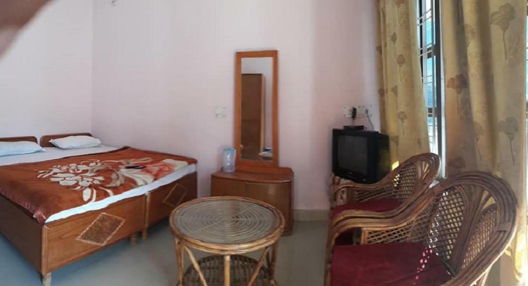 Hotel Himalayan Inn Uttarkashi Екстер'єр фото