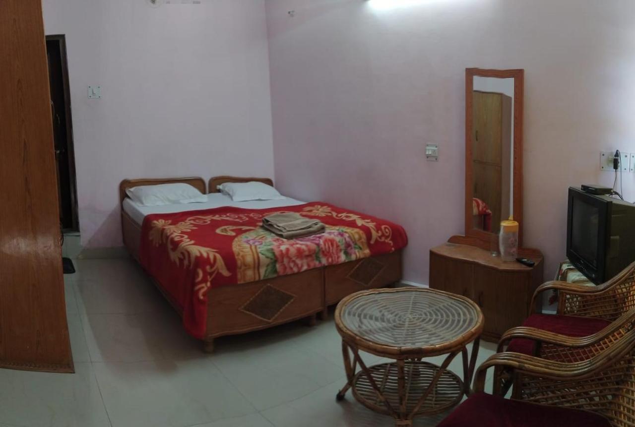 Hotel Himalayan Inn Uttarkashi Екстер'єр фото